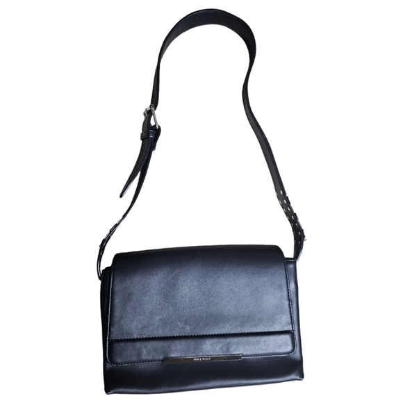 Nine West black shoulder bag with silver metal embellishments. - Picture 1 of 5